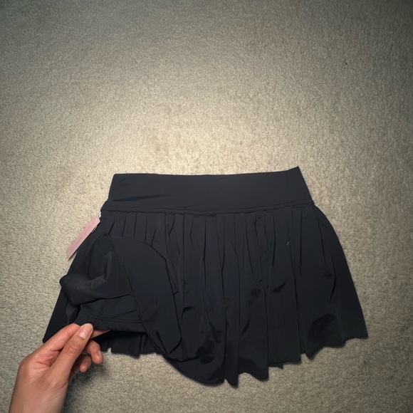 Women's Black Skurt Skirt with Shorts - Picture 1 of 3